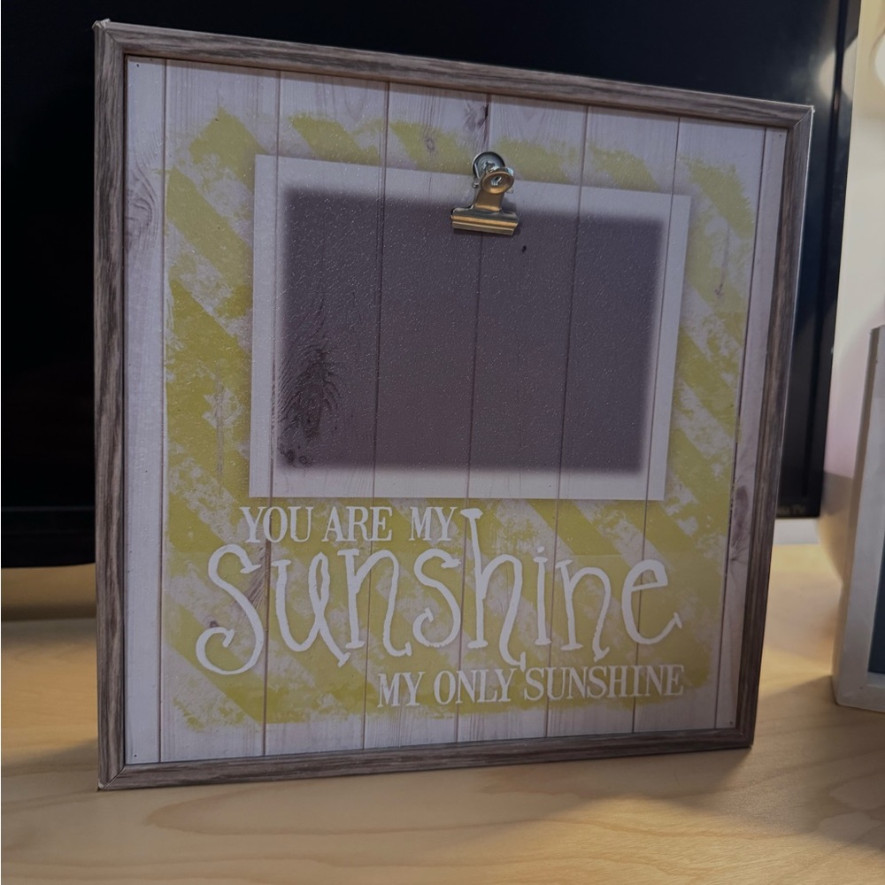 Sunshine Clip Frame - Yellow and Brown